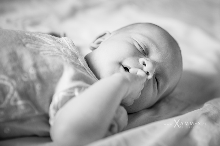 newborn lifestyle fotoshoot thuis, vijfhuizen