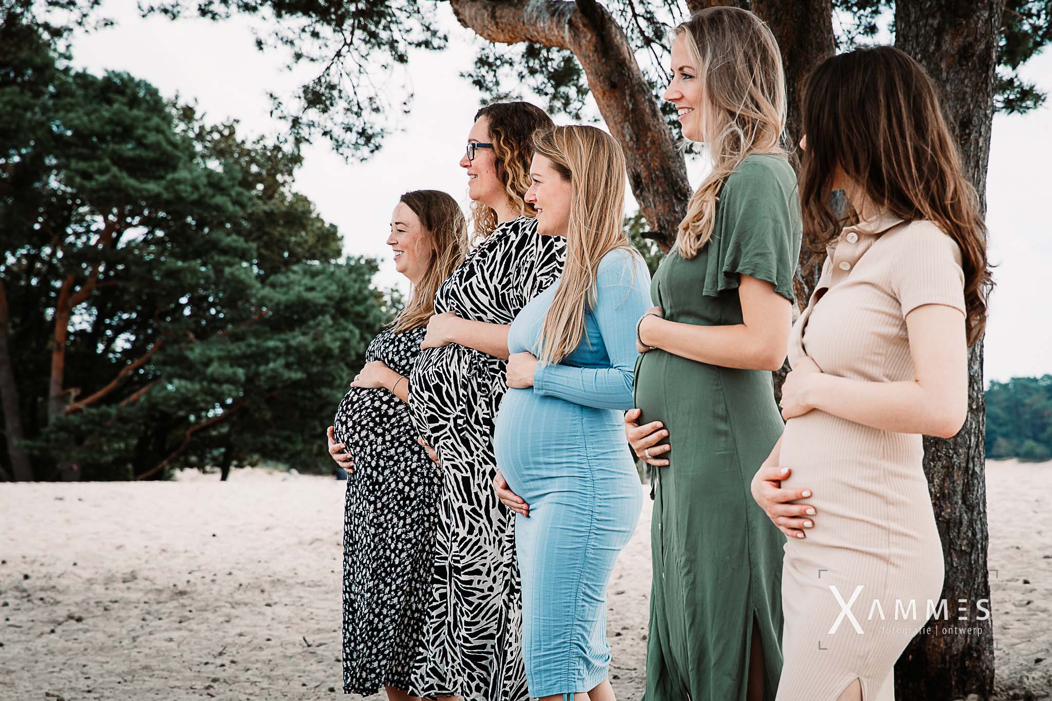 groepsfotografie, zwangerschapsfotografie, vriendinennshoot, soesterduinen
