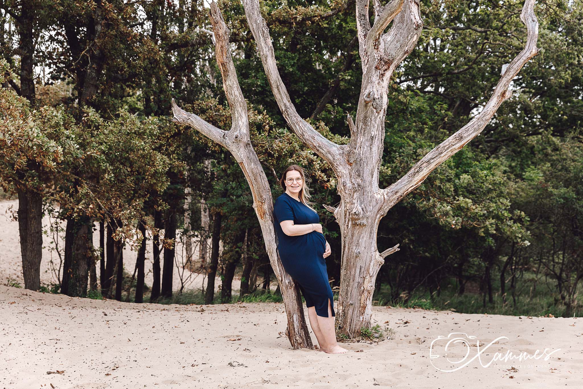 Vriendinnen zwangerschapsshoot in de duinen