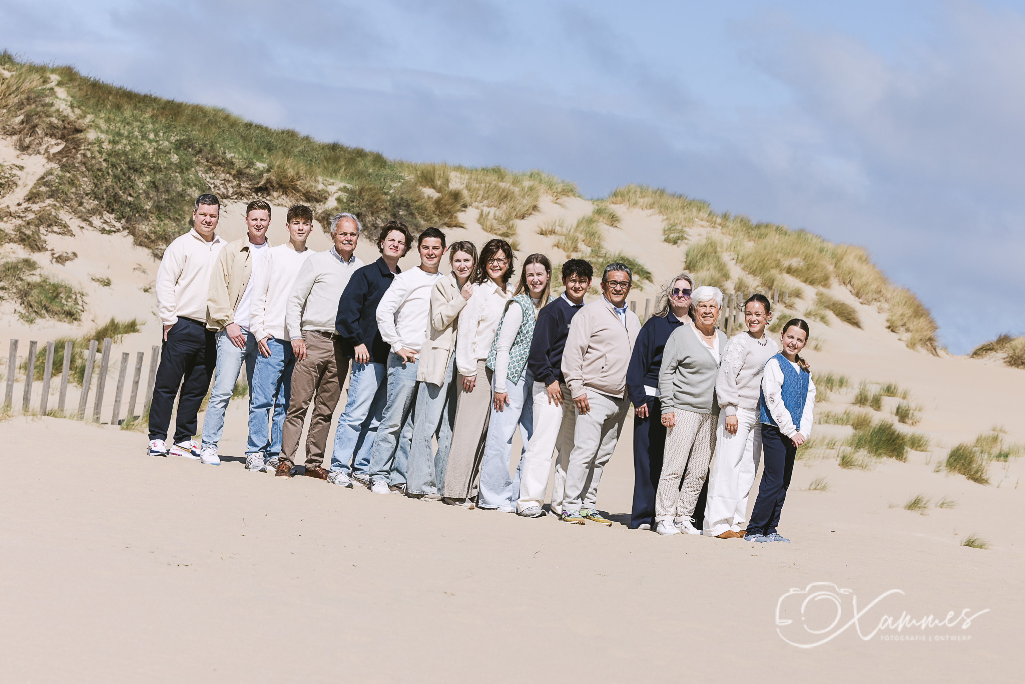 Fotoshoot met het gezin in de duinen van Overveen