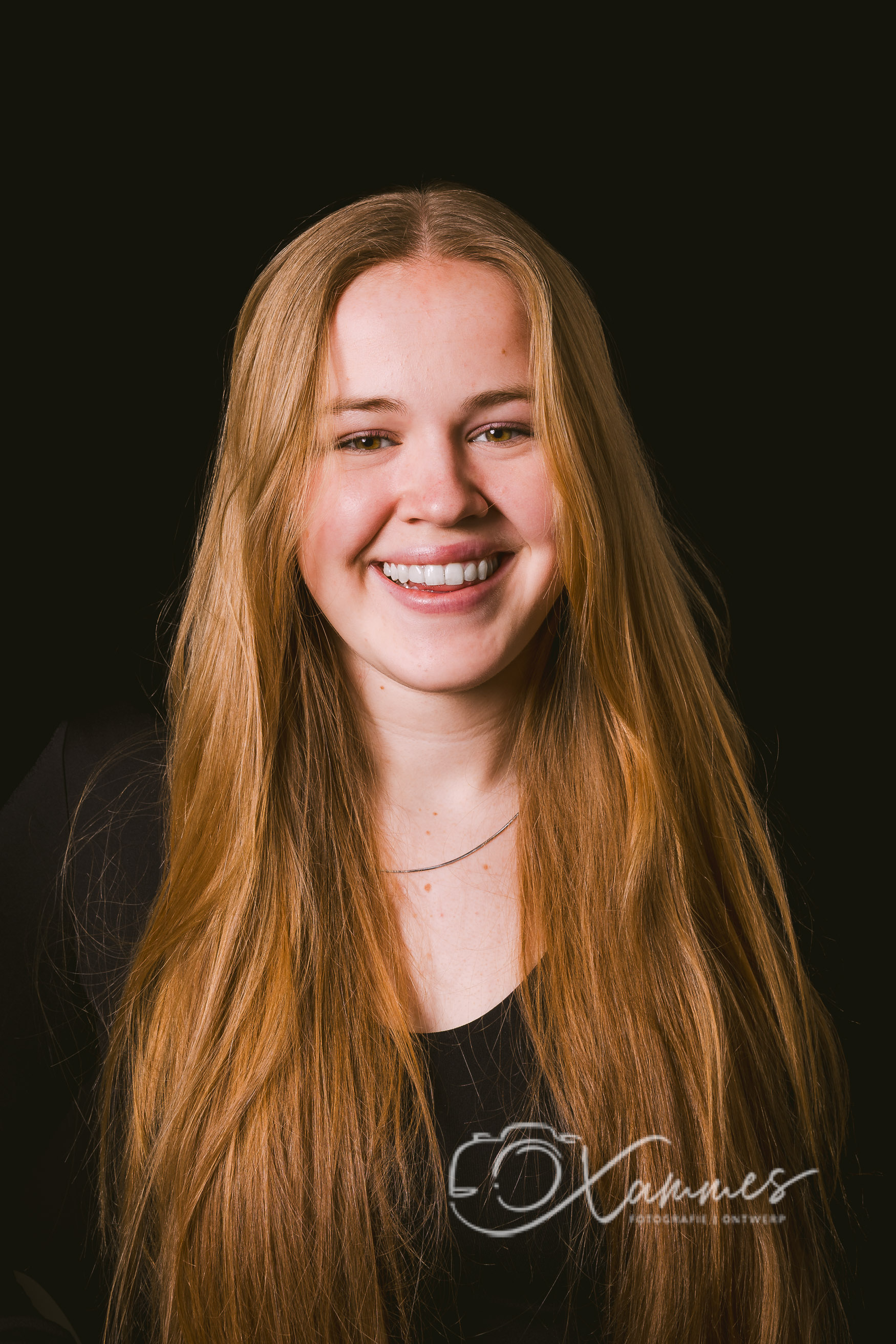 Natuurlijk portret in beschutte setting met zacht daglicht in Haarlem